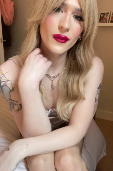 Sofa Onlyfans and webcam trans Leaked Photos